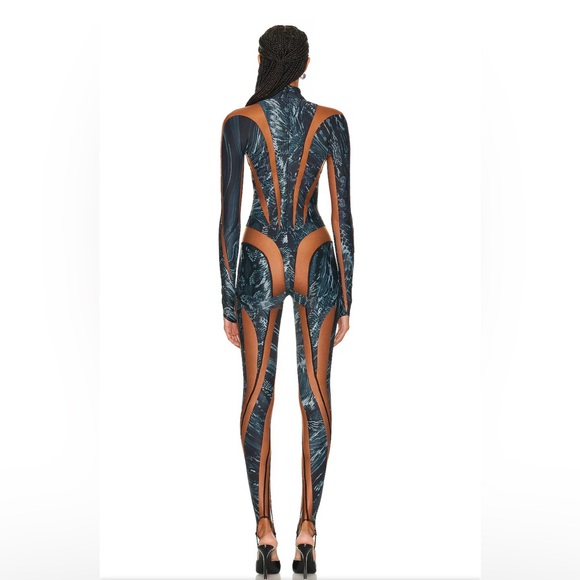 New Mugler Long Sleeve Jumpsuit in Warped Snake Black & Nude 02 FWRD - Picture 2 of 8
